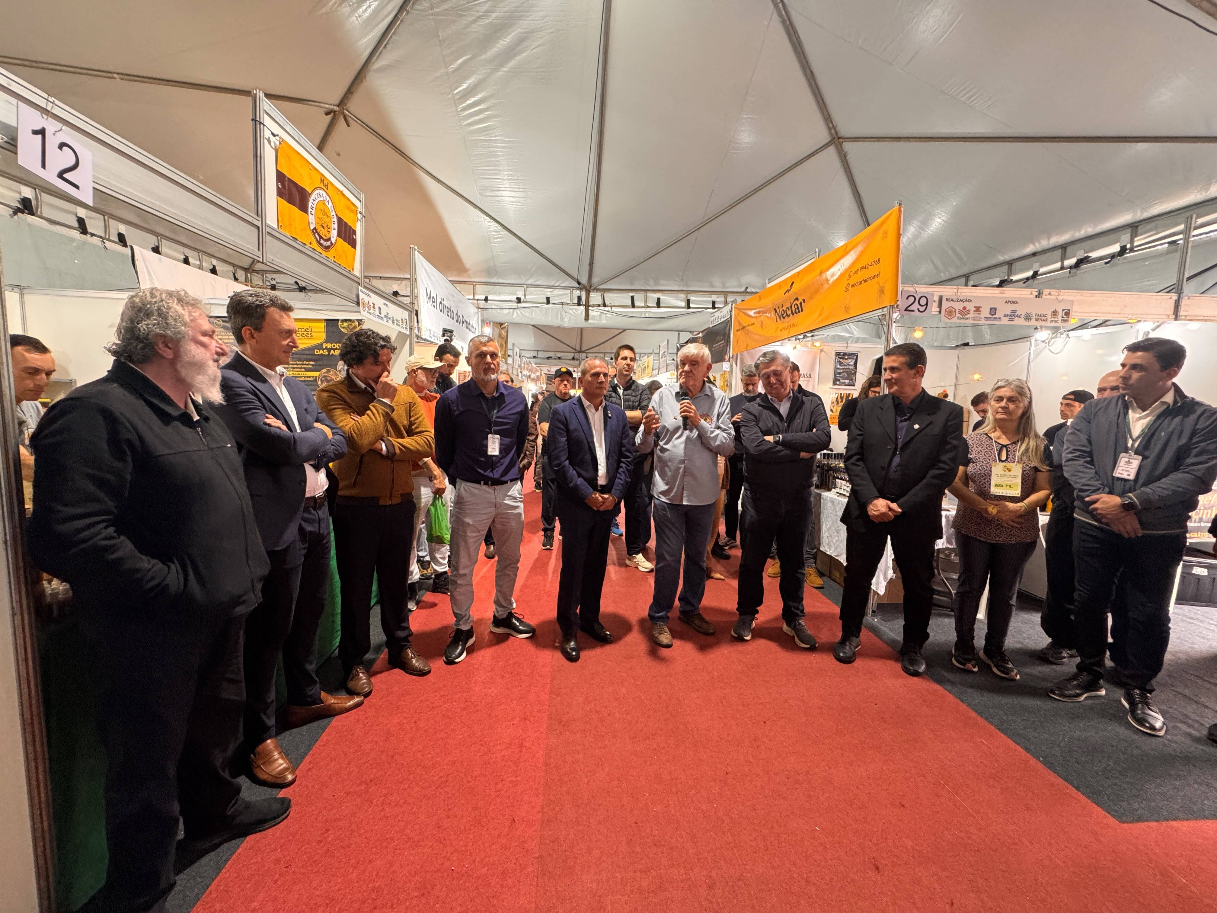 Apicultura catarinense ganha destaque na 25ª Feira do Mel com apoio do Sistema FAESC/SENAR