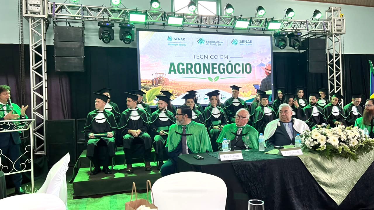Sistema FAESC/SENAR e Sindicato Rural de Rio do Sul celebram formação de 20 novos técnicos em Agronegócio