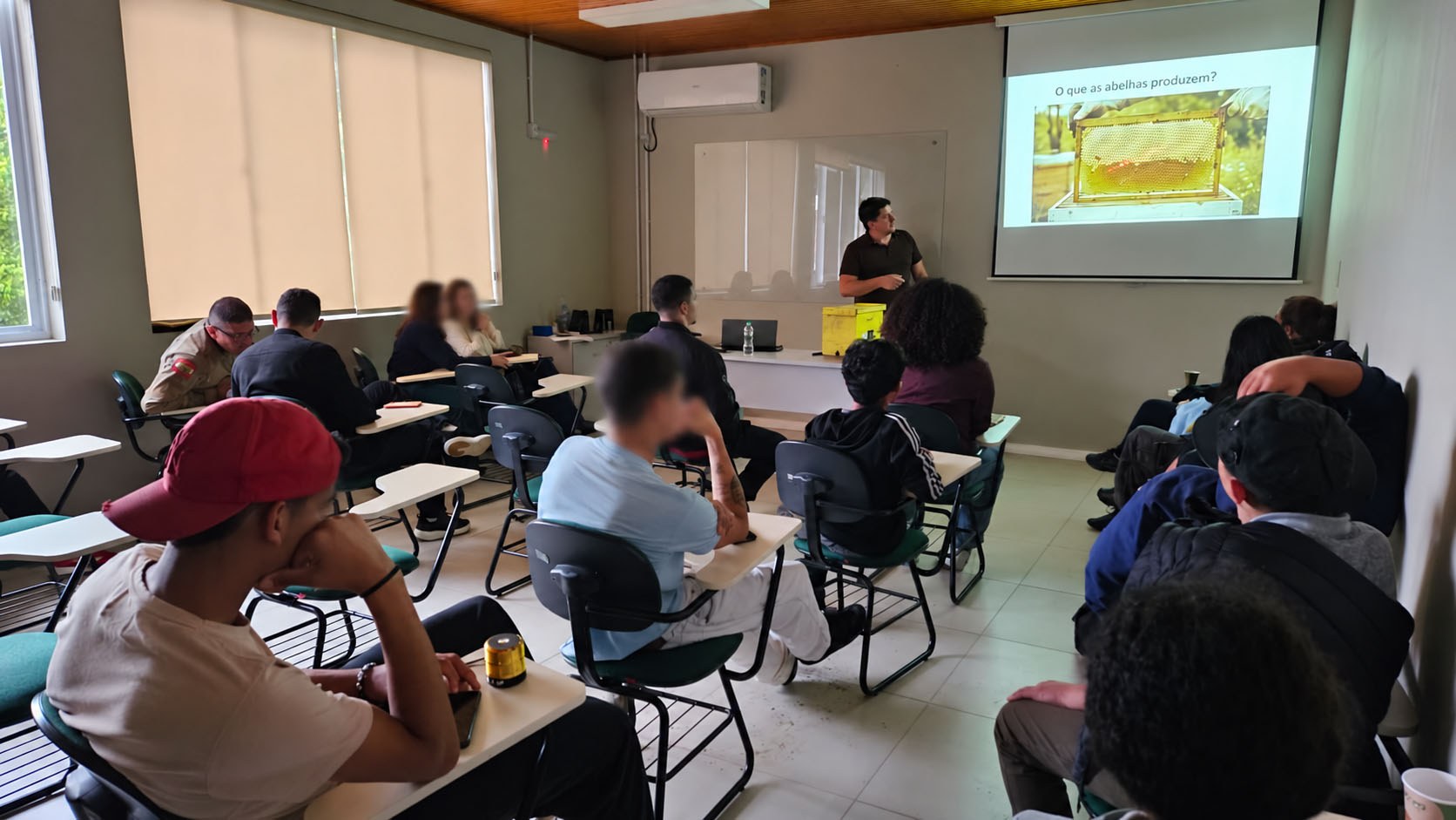 Feira das Profissões do Agro apresenta carreiras do campo a adolescentes de casas de acolhimento