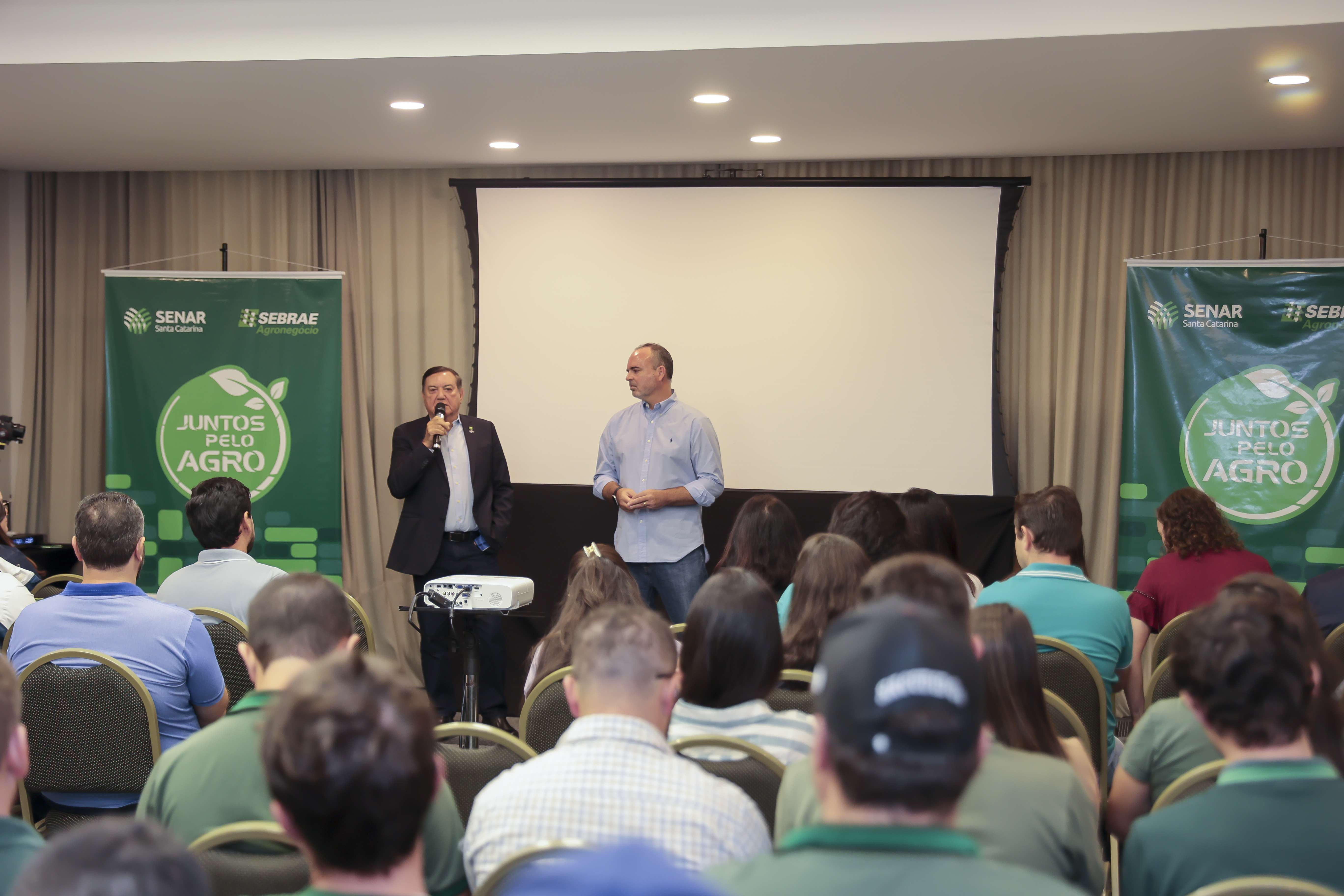Sistema FAESC/SENAR e SEBRAE/SC capacitam técnicos para atuar no projeto de ovinocaprinocultura em SC