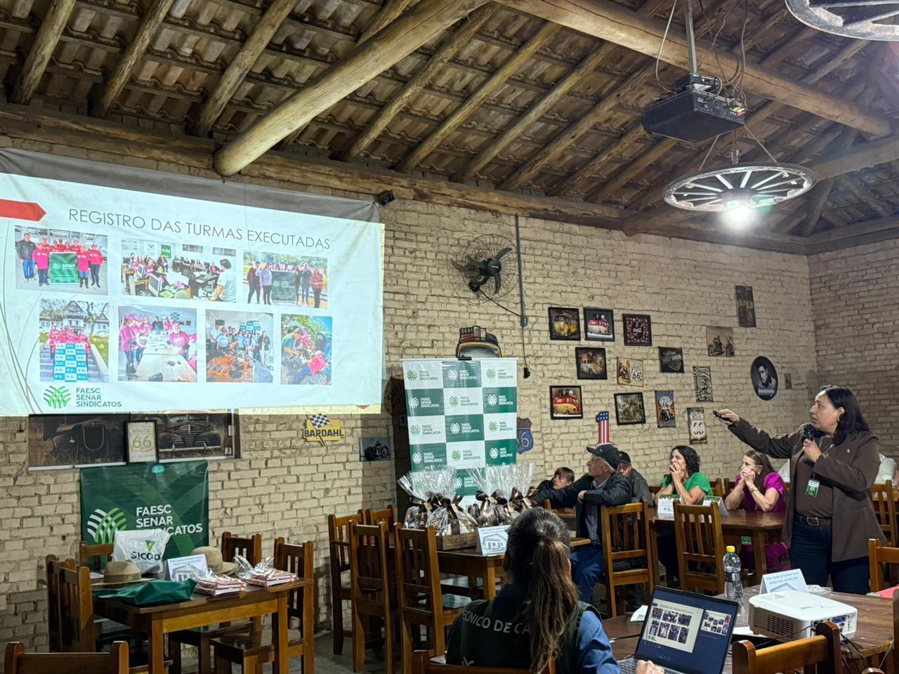 Seminário de Líderes presta contas do ano e empossa nova diretoria do Sindicato em Campo Alegre