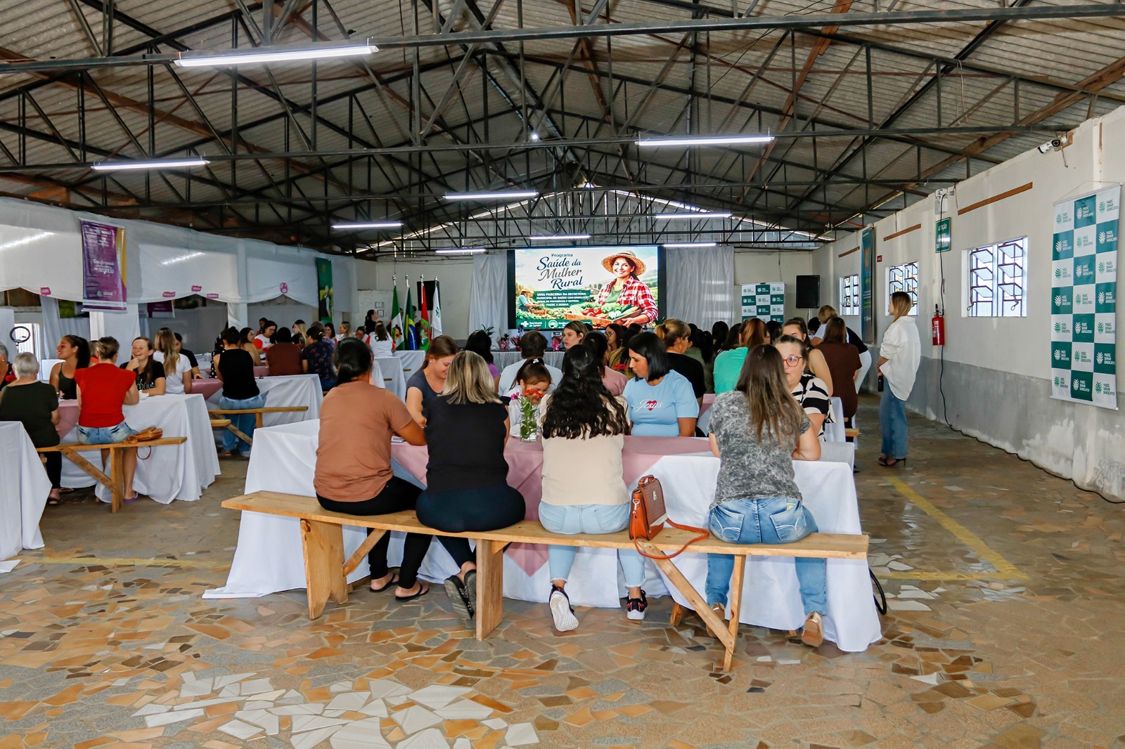 Programa voltado à saúde feminina atende 150 mulheres do campo em Monte Castelo