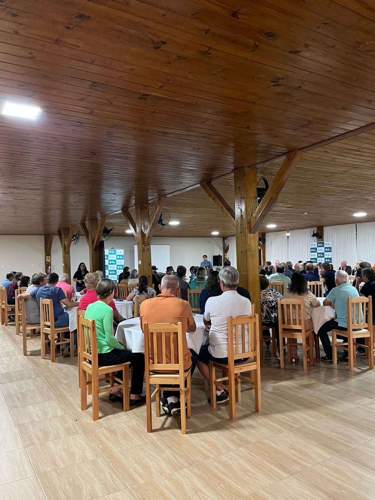 Seminário de Líderes do Sindicato Rural de Armazém destaca os desafios e avanços do setor agropecuário na região