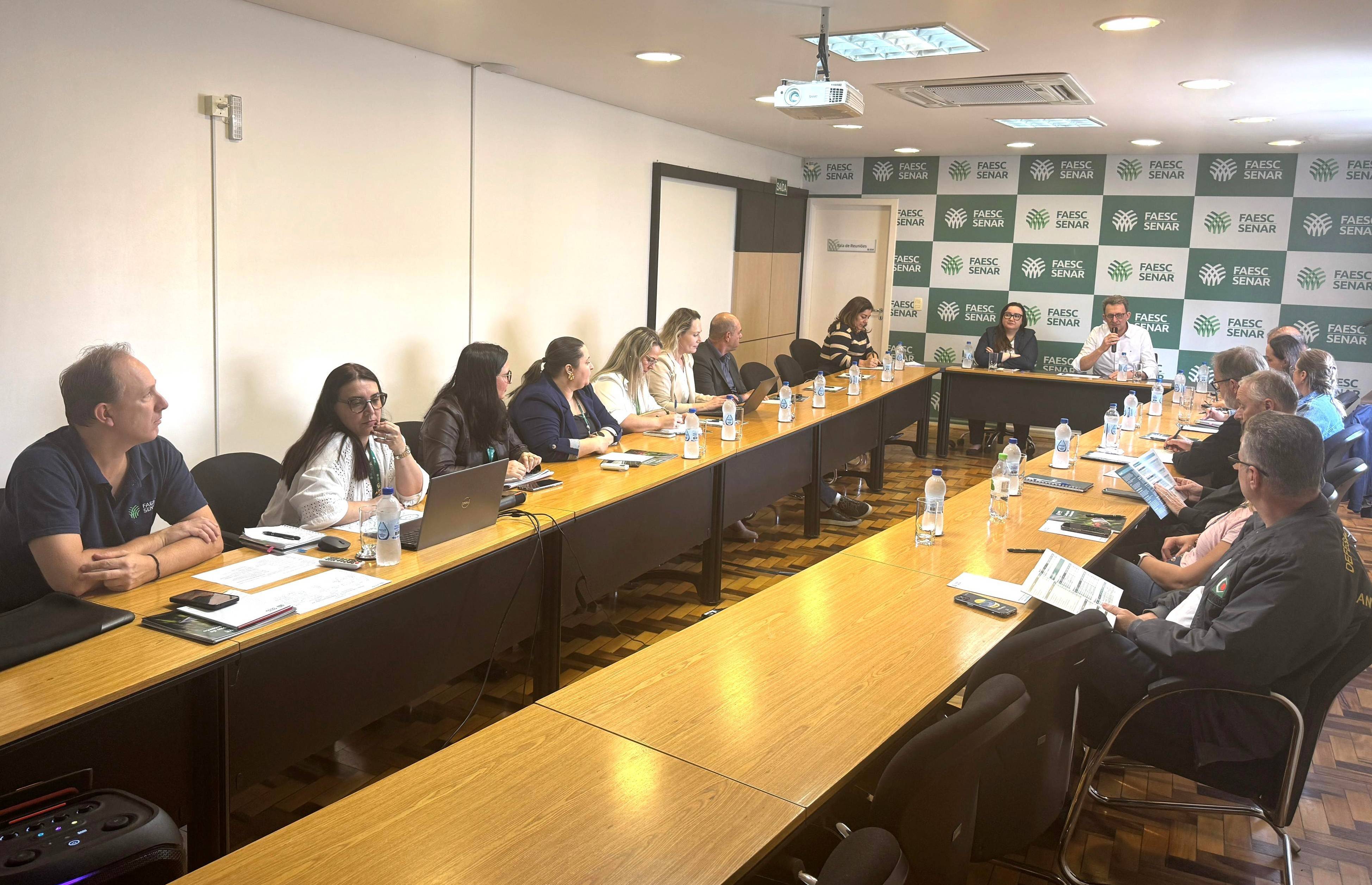 Sistema FAESC/SENAR apresenta demandas para 2026 em encontro com entidades correlatas