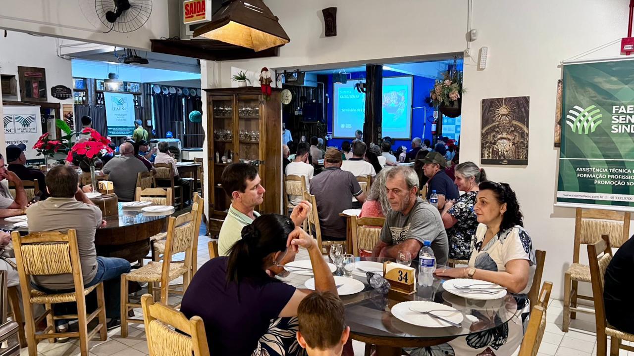 Sindicato dos Produtores Rurais de Jacinto Machado apresenta balanço das ações, durante Seminário de Líderes
