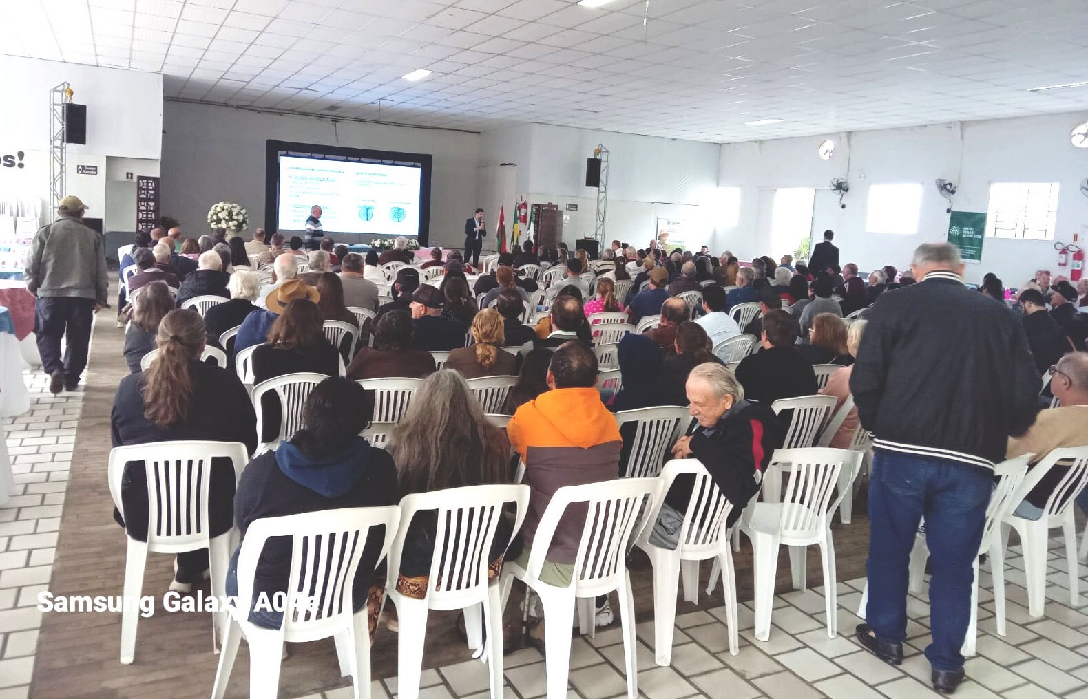 Evento do Programa Saúde do Homem e da Mulher reúne 350 pessoas em Anitápolis