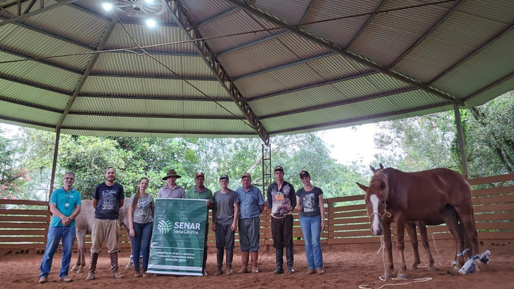 TREINAMENTOS Sistema Faesc/Senar/Sindicatos leva quase 500 cursos gratuitos ao campo em março