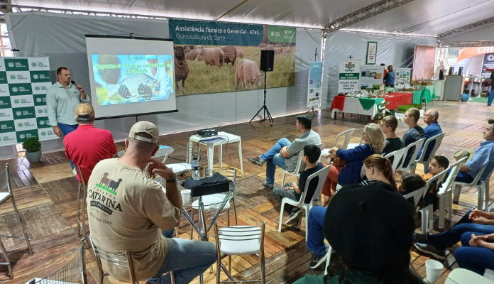 Sistema FAESC/SENAR e Sindicato Rural de Ilhota marcam presença na Expofeira Gaspar