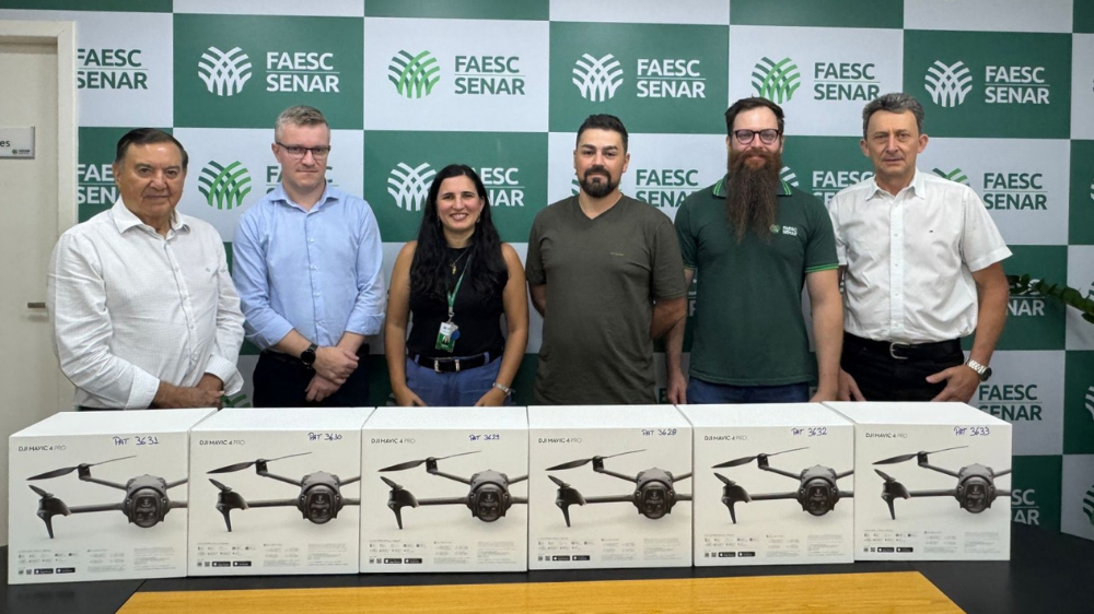 Tecnologia no campo: Sistema FAESC/SENAR entrega kits de drones para capacitações