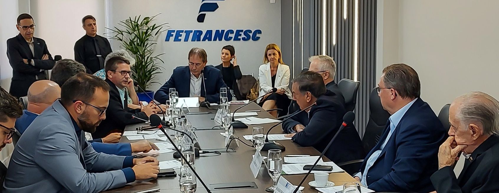 Cofem debate gargalos nos portos catarinenses