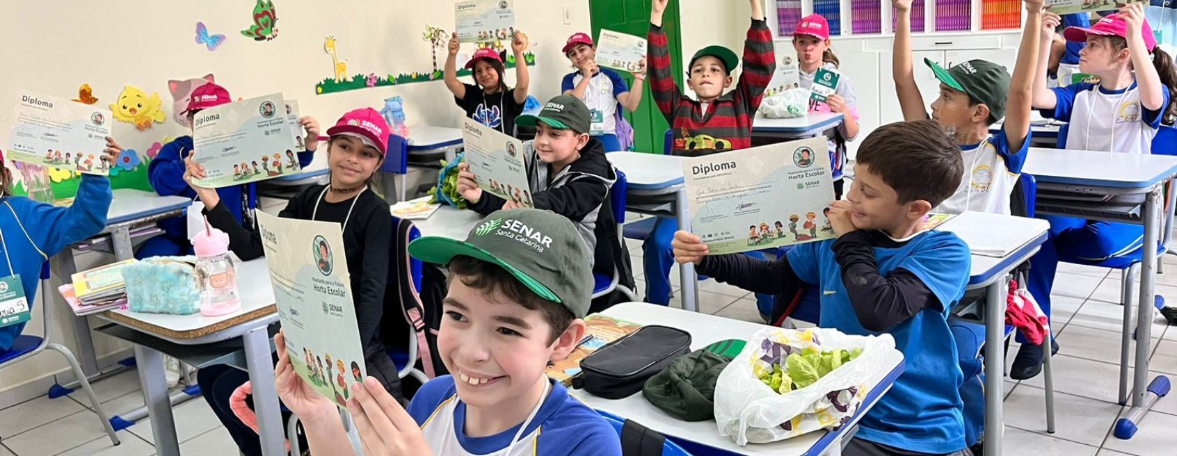 Alunos de escola estadual de Campos Novos comemoram sucesso do Programa Plantando para o Futuro