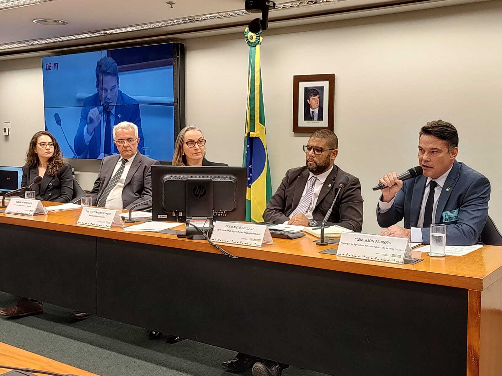 Faesc e CNA debatem entraves do CAR e georreferenciamento em audiência pública na Câmara dos Deputados