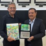 José Zeferino Pedrozo é homenageado nos 40 anos de Fundação do Sicoob Central SC/RS