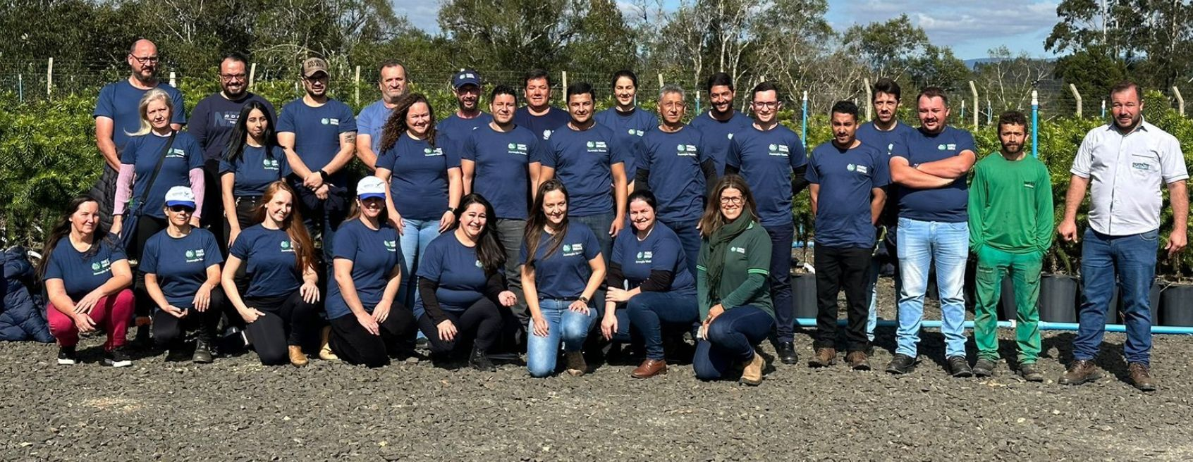 Alunos do novo Polo do Senar Santa Catarina encerram semestre com visita em Viveiro Florestal