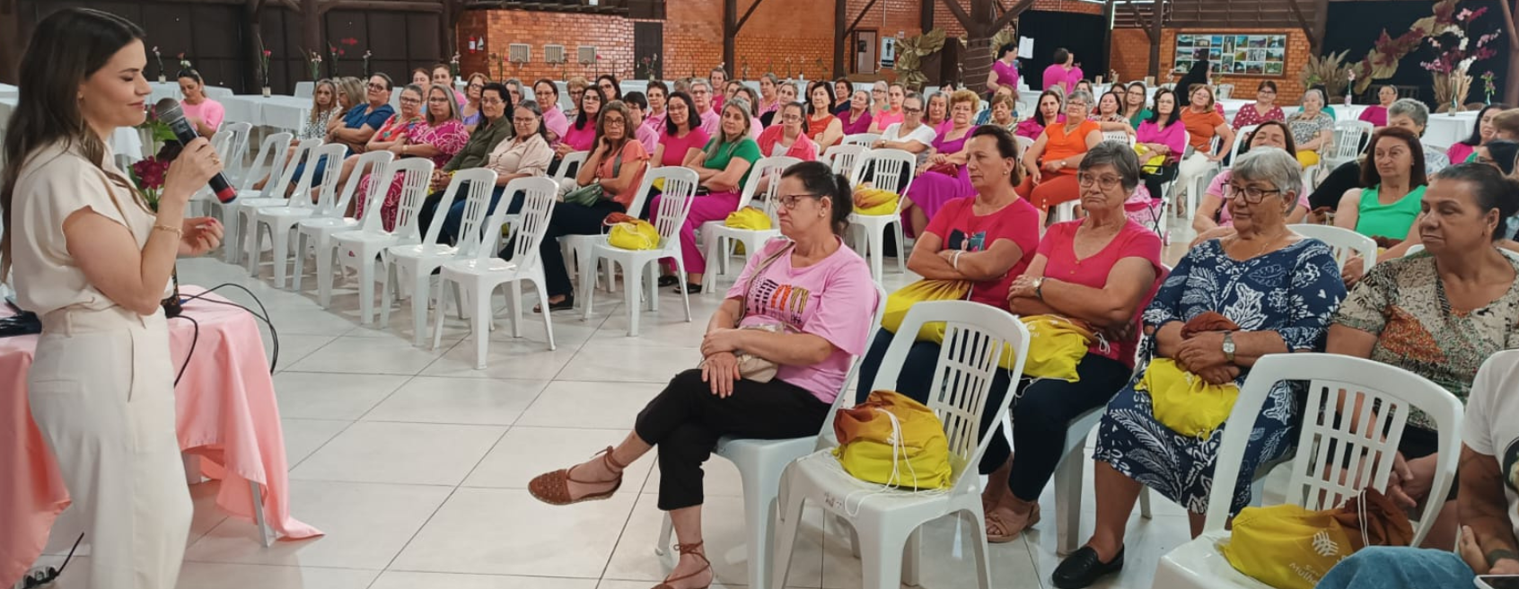 Programa Saúde da Mulher reúne mais de 230 participantes em Meleiro