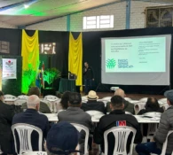 Seminário regional debate boas práticas e desafios da apicultura em Cunha Porã