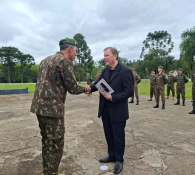 Sindicato Rural de Canoinhas e SENAR/SC recebem título concedido pelo Exército Brasileiro