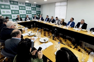 Setor produtivo debate crise do agronegócio e investimentos em rodovias