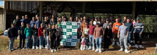 Dia de Campo ATeG reúne produtores de leite em Pinhalzinho para difundir boas práticas de manejo e qualidade