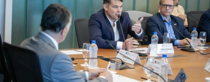 Orçamento para rodovias federais de SC e fim da escala 6X1 preocupam setor produtivo