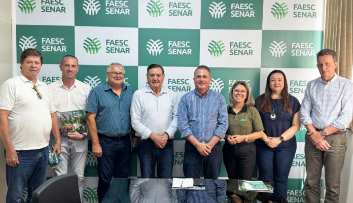 Sistema FAESC/SENAR e UNITAGRI alinham parceria para capacitação e assistência técnica no campo