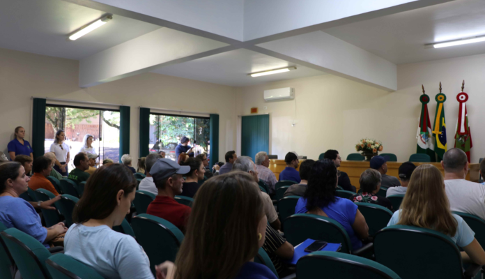 Lar Legal Rural entrega 20 títulos de propriedade em Flor do Sertão