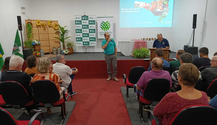 ATeG impulsiona modernização da pecuária em Rio dos Cedros e Benedito Novo