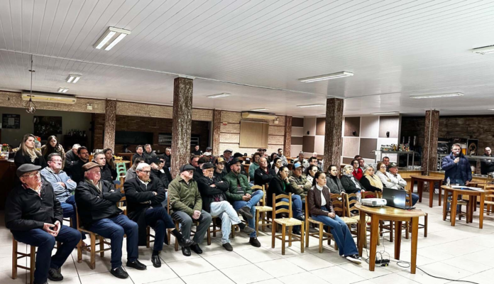 Seminário reúne lideranças rurais e fortalece ações do Sindicato Rural de Turvo