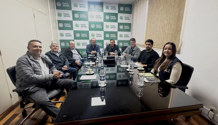 Sistema FAESC/SENAR e SEBRAE/SC alinham parceria para orientar produtores sobre a Reforma Tributária