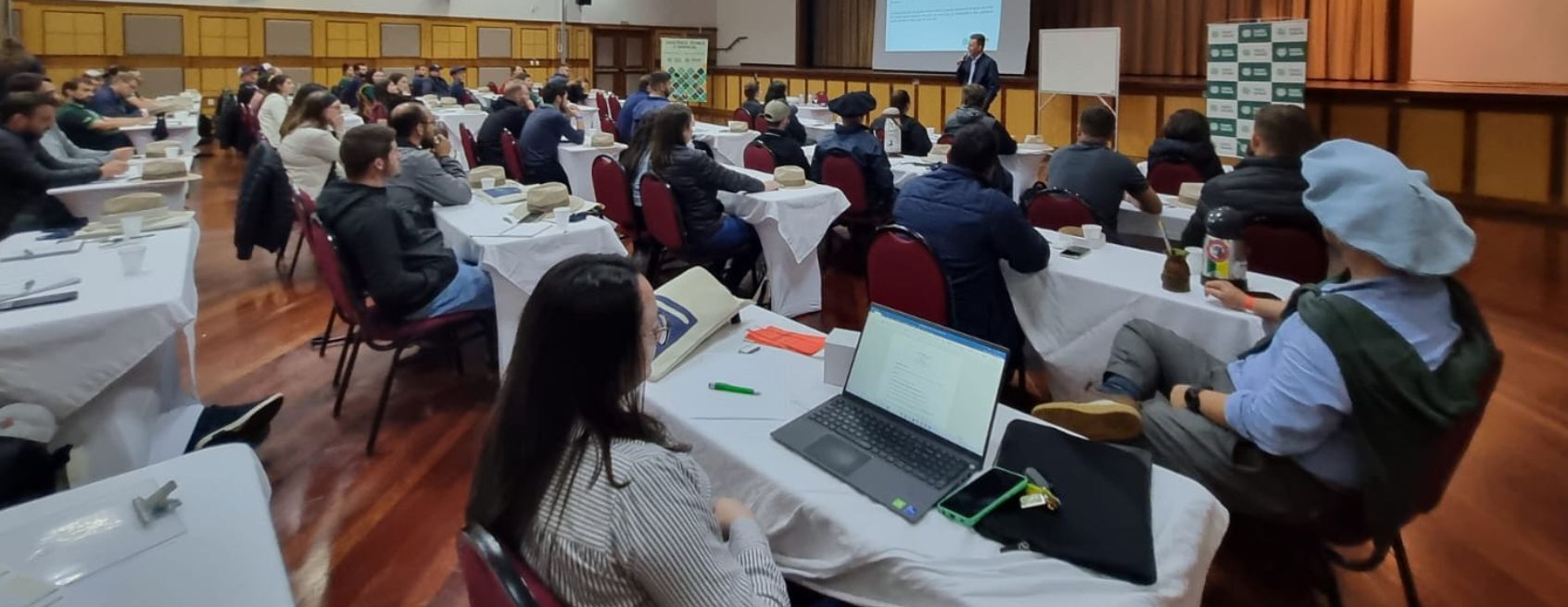 Atualização metodológica: Senar/SC capacita equipes do Programa de Assistência Técnica e Gerencial