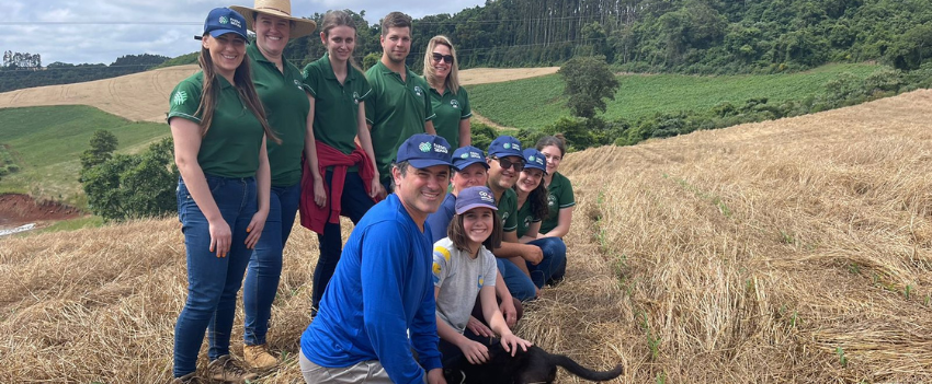 Alunos do Curso Técnico em Agronegócio do polo do Senar/SC Joaçaba visitam propriedade rural da região